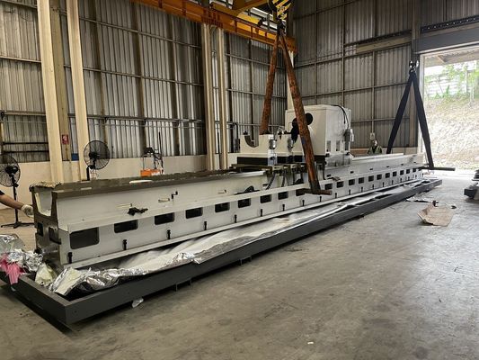 0.9 mm/r Ra 0,05 Máquina de queima de rolos de esquiva com rotação da peça de trabalho / ferramenta